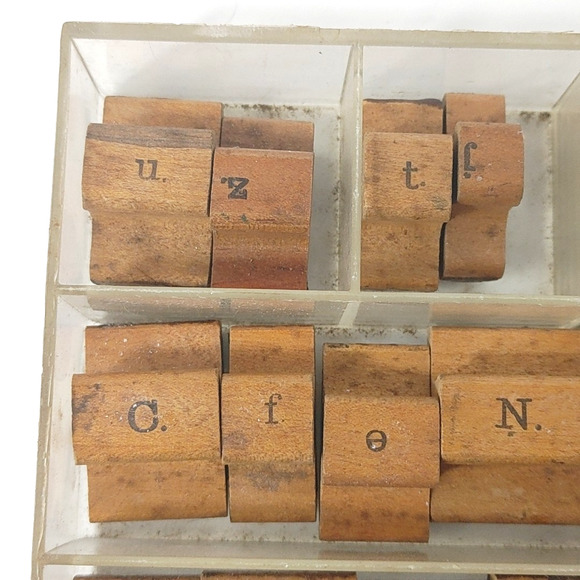 27 Piece Vintage Rubber STAMPS Alphabet Number and others Wooden Tray READ - Picture 2 of 8